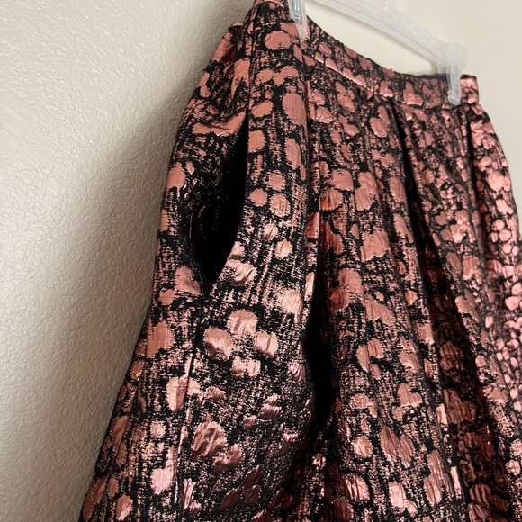 ALICE and Olivia Pia metallic Rose Gold Pink and black Pebble Bubble Party skirt - Picture 6 of 16